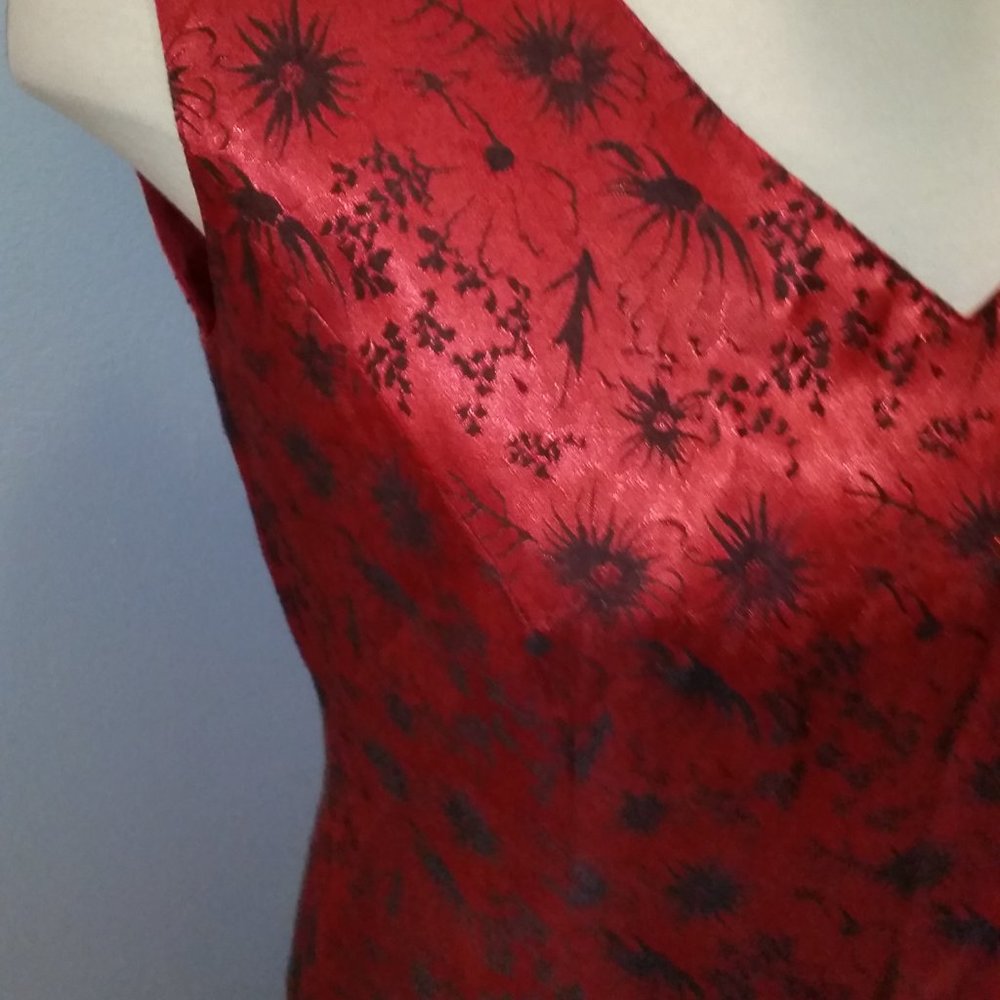 Red silk maxi sleeveless dress with black flowers EUC